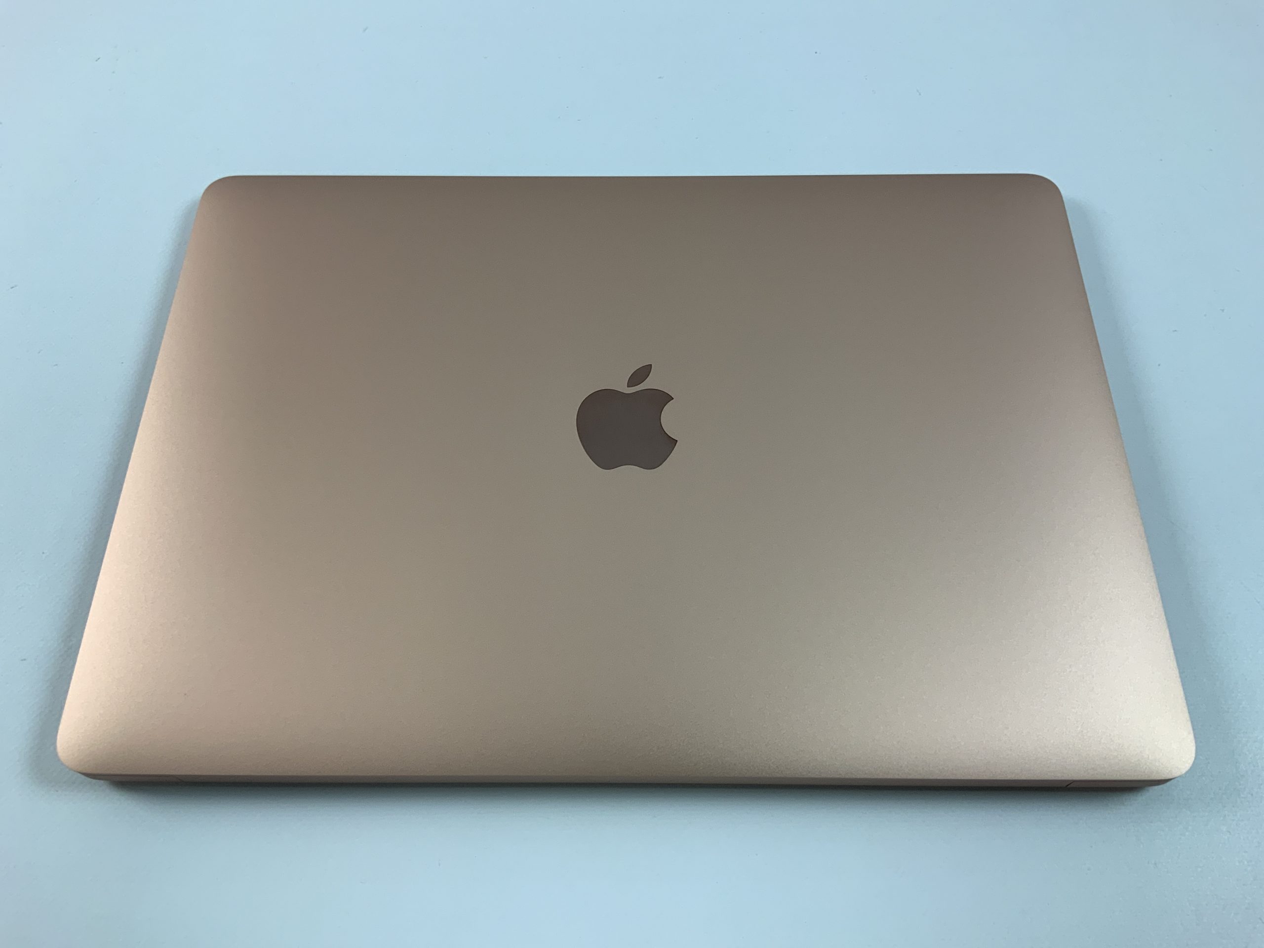 MacBook Air 13" Early 2020 (Intel Core i3 1.1 GHz 8 GB RAM 256 GB SSD), Gold, Intel Core i3 1.1 GHz, 8 GB RAM, 256 GB SSD, image 2